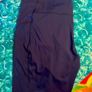 TEK GEAR BLUE WORK OUT LEGGINGS SIZE 3XL!!! WITH CELL PHONE HOLDER!!!